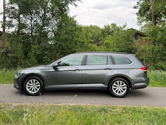 Volkswagen Passat Variant - 1.4 TSI Comfortline | Cruise + Airco + Navi Nu € 9.999,