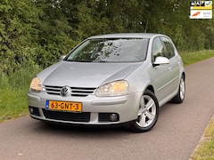 Volkswagen Golf - 1.4 TSI Trendline | Airco + Navi Nu € 2.950,