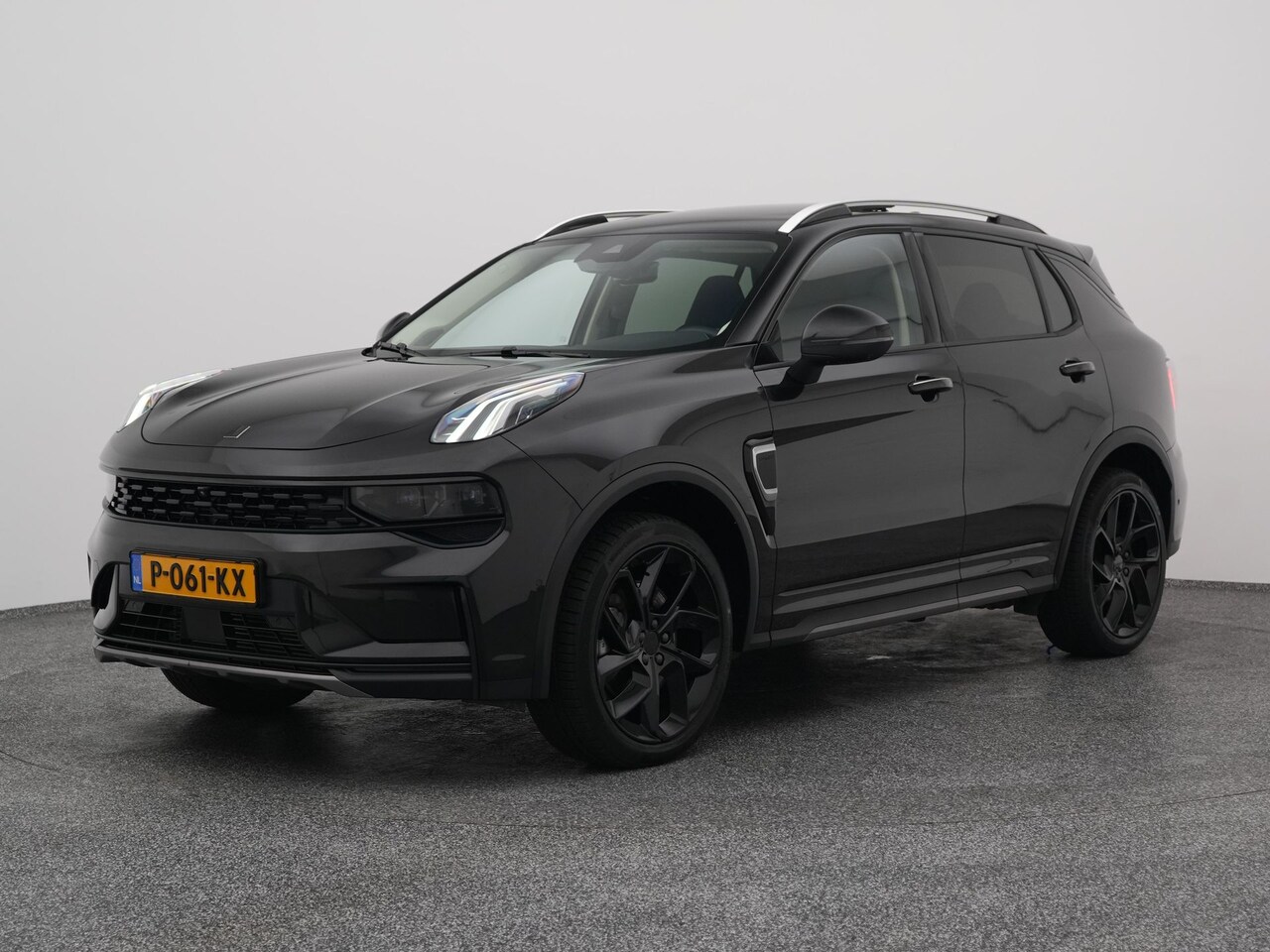 Lynk & Co 01 - 1.5 Plug-in Hybrid | 360° | BLACK | NLD AUTO - AutoWereld.nl