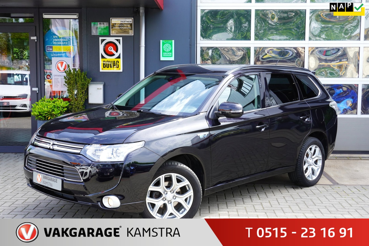 Mitsubishi Outlander - 2.0 PHEV Executive Ed. NAP Clima/Cruise - AutoWereld.nl