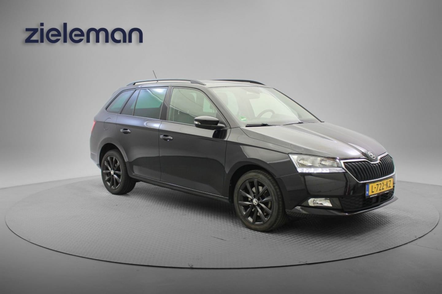 Skoda Fabia Combi - 1.0 TSI Business Edition Automaat - Carplay, Camera, Clima, Stoelverw. Trekhaak - AutoWereld.nl