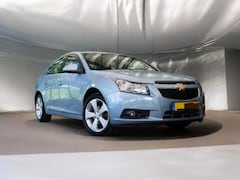 Chevrolet Cruze - 1.8 LT Airco/lichtmetalen velgen/ cruise control