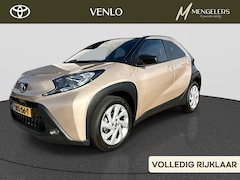 Toyota Aygo X - 1.0 S-CVT First | Rijklaar | Automaat | Stoelverwarming |