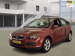 Ford Focus - 1.6-16V Futura