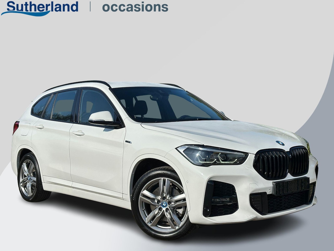 BMW X1 - xDrive25e M Sport | M pakket | Afneembare Trekhaak | Sportstoelen | Stoelverwarming | Ele - AutoWereld.nl