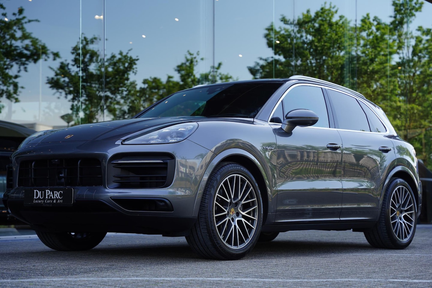 Porsche Cayenne - 3.0 E-Hybrid / Head Up / Facelift / Panoramadak - AutoWereld.nl