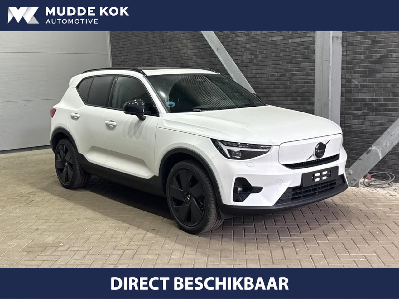 Volvo EX40 - Single Motor Extended Range Plus Black Ed. 82 kWh | ACC | Panoramadak | 360° Camera | Harm - AutoWereld.nl