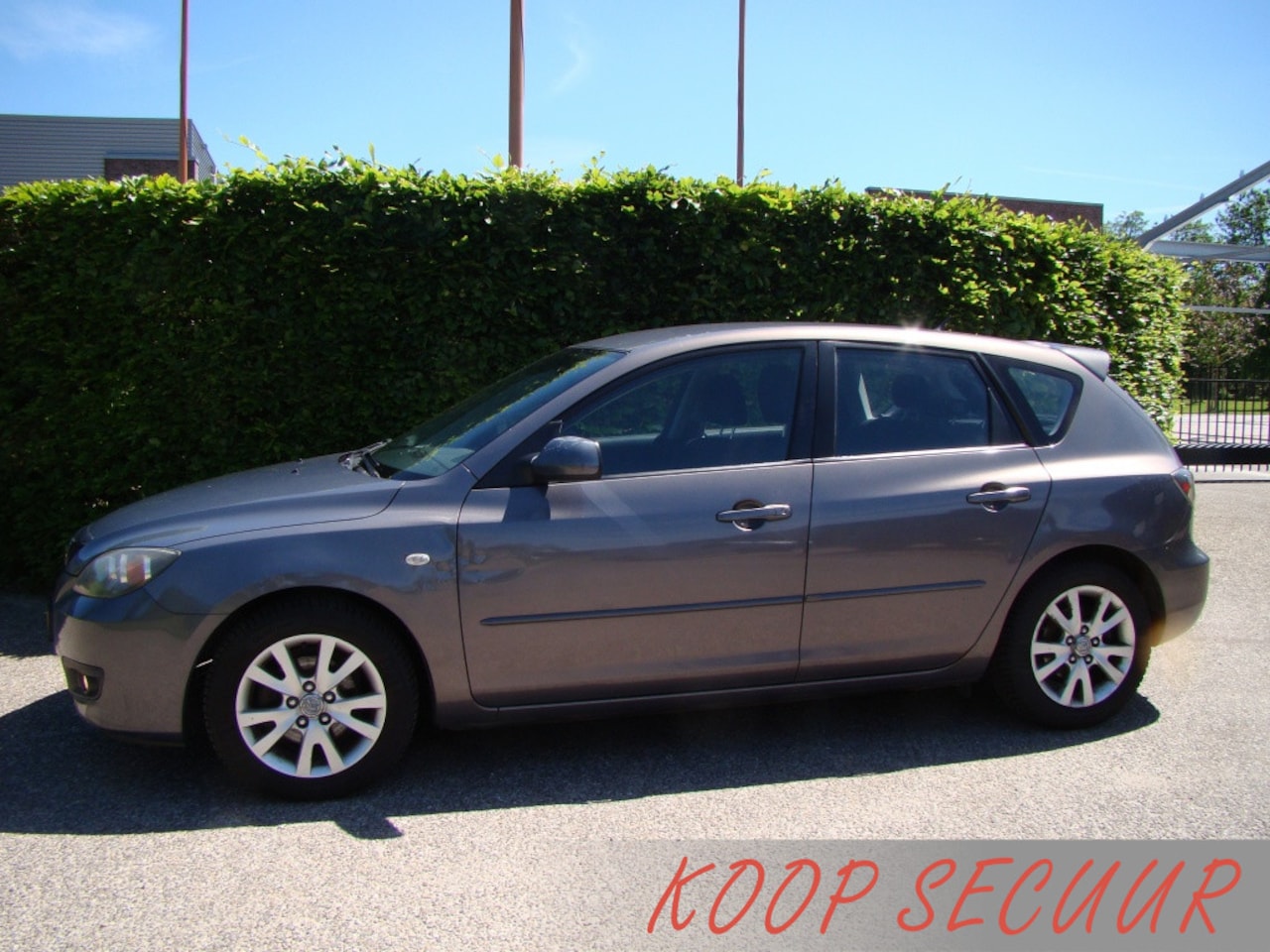 Mazda 3 - 1.6 5drs Airco Apk 01-2027 € 999 - AutoWereld.nl