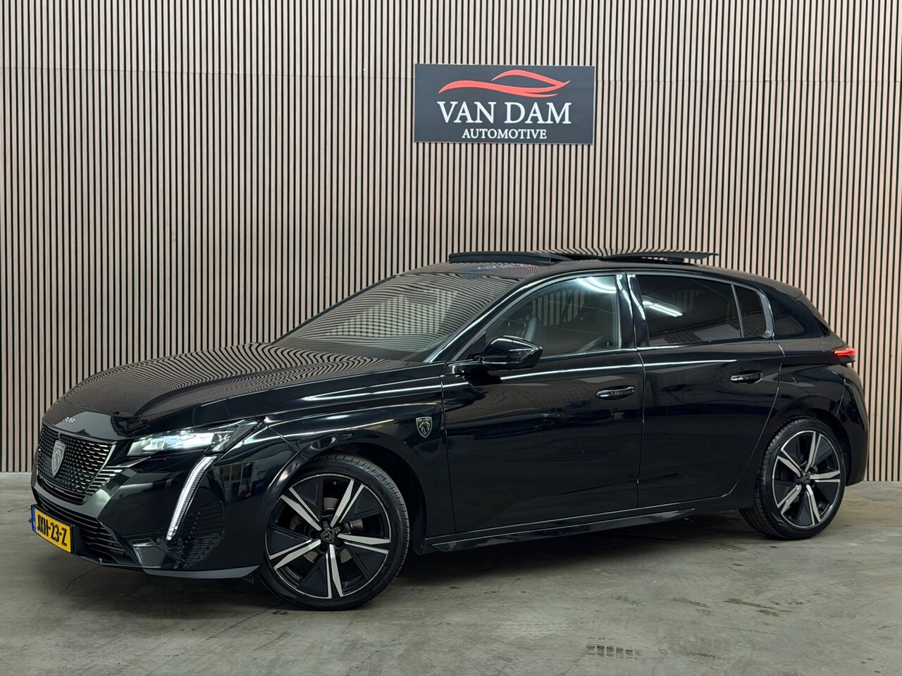 Peugeot 308 - 1.2 PureTech GT 2023 LED PANO LEDER CAMERA MEMORY - AutoWereld.nl