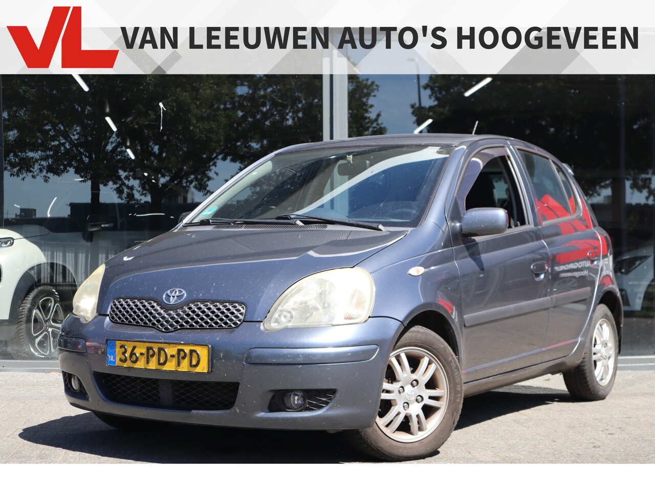 Toyota Yaris - 1.3 VVT-i Blue | Nieuw binnen | Lichtmetalen wielen | Elektrische ramen | - AutoWereld.nl