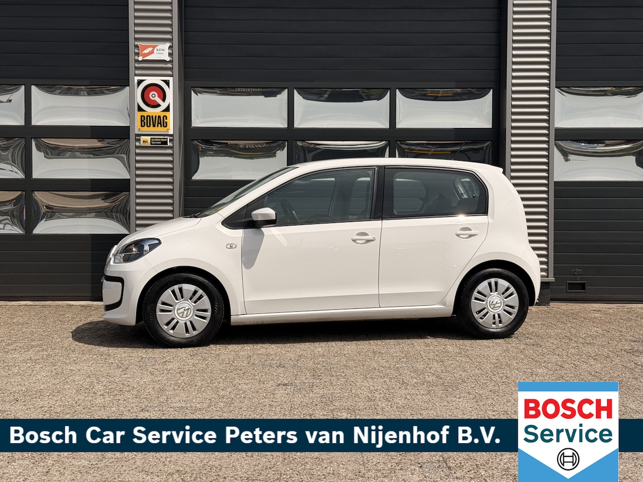 Volkswagen Up! - 1.0 move up! BlueMotion 5DRS AUTOMAAT LEDER STOELVERWARMING NAVI 19DKM - AutoWereld.nl