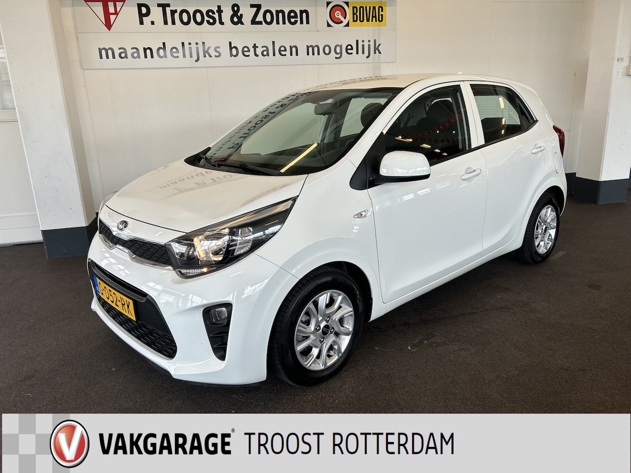 Kia Picanto - 1.2 CVVT DynamicLine Automaat | Cruise control | | Achteruitrijcamera | Navigatie | Apple - AutoWereld.nl