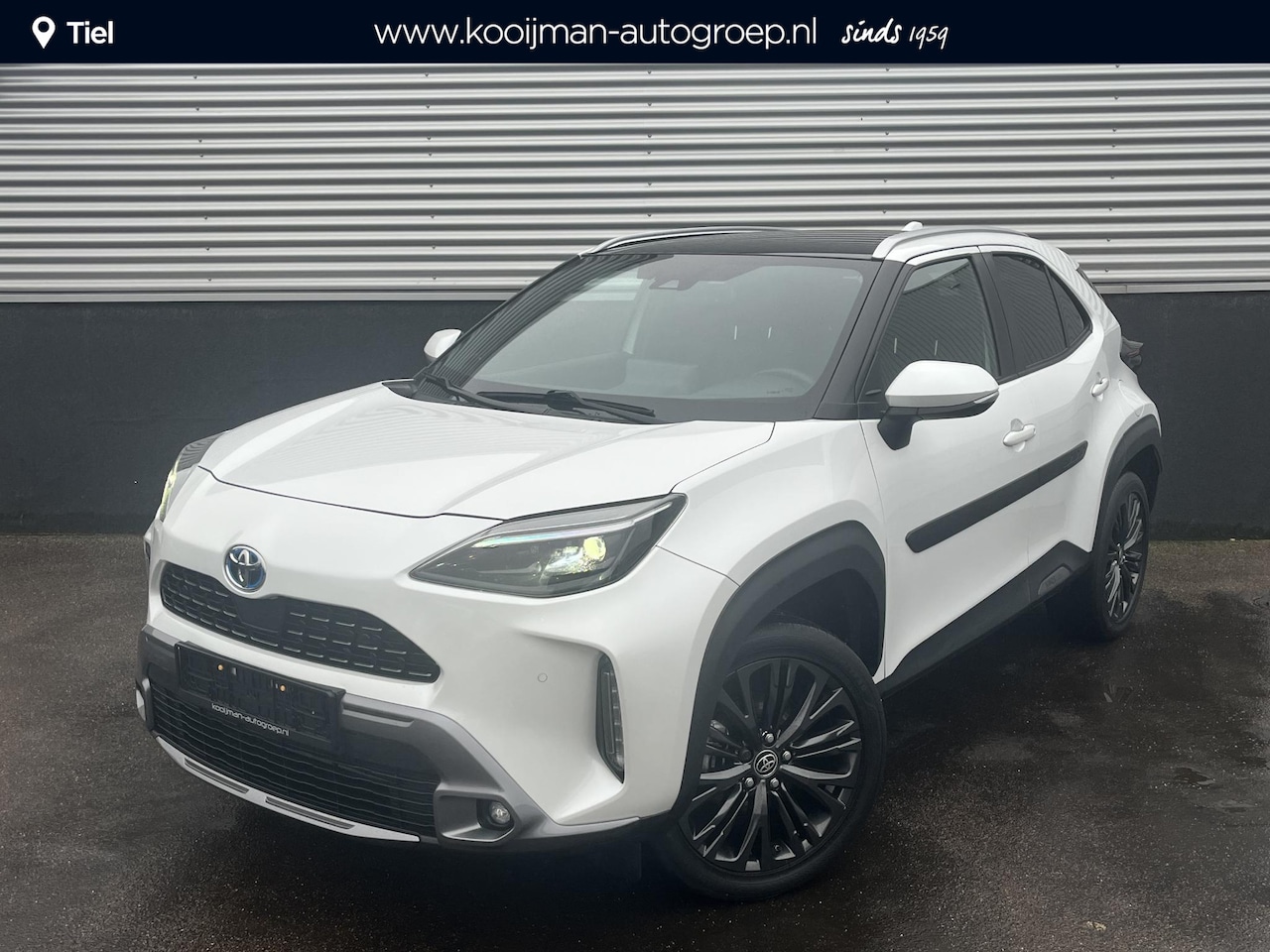 Toyota Yaris Cross - 1.5 Hybrid Adventure AWD Panoramadak, Stoelverwarming, HUD, JBL, Elek. achterklep, LMV, LE - AutoWereld.nl
