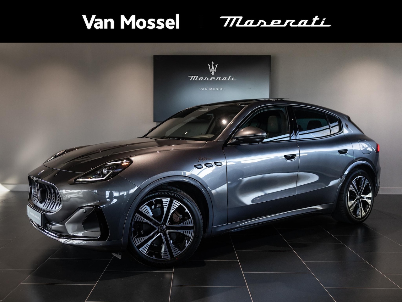 Maserati Grecale - AWD Folgore 105kWh 550 pk | AWD | Panoramadak | Stoelventilatie | Stoel- en Stuurverwarmin - AutoWereld.nl