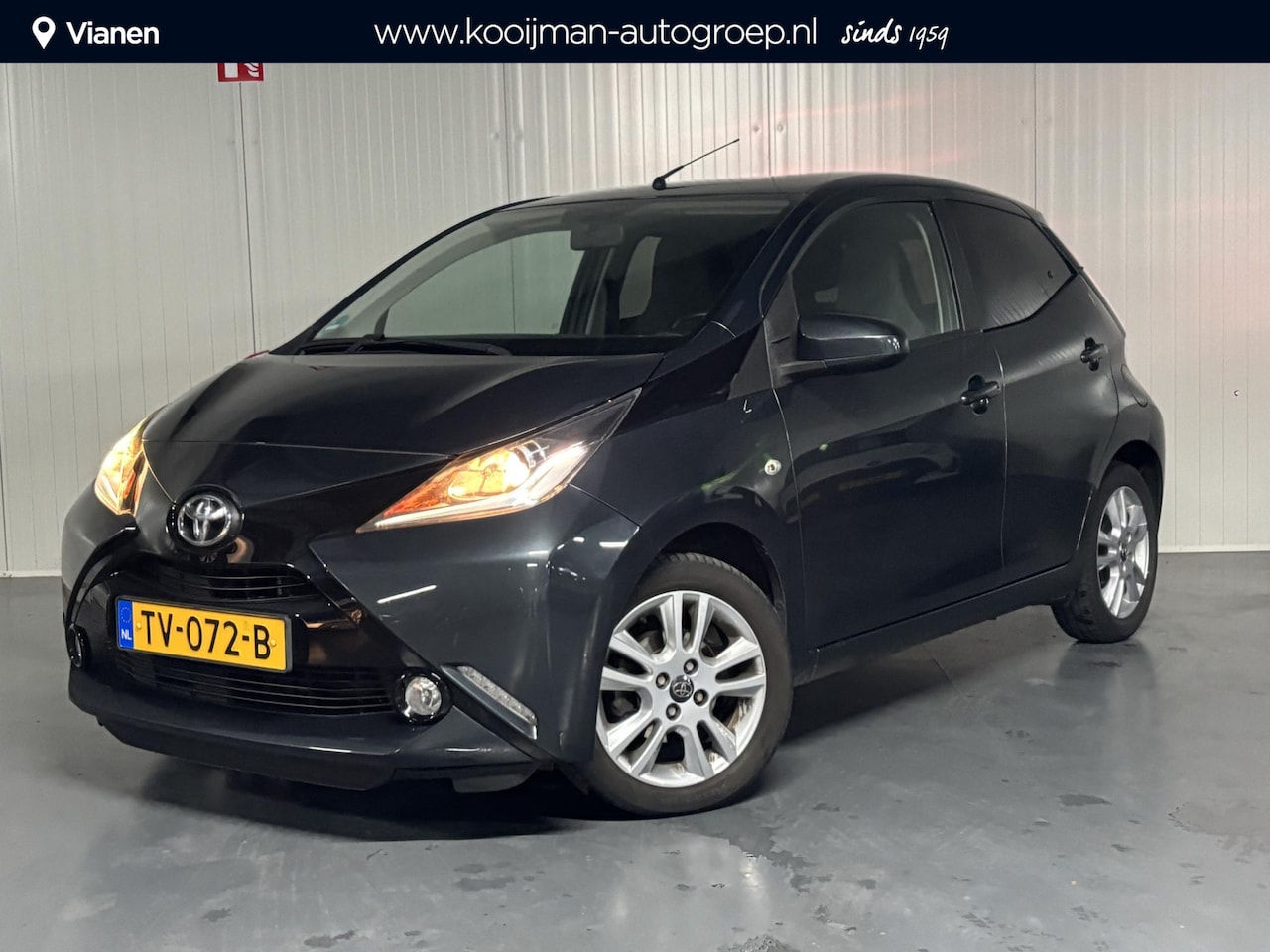 Toyota Aygo - 1.0 VVT-i x-joy 1.0 VVT-i x-joy - AutoWereld.nl