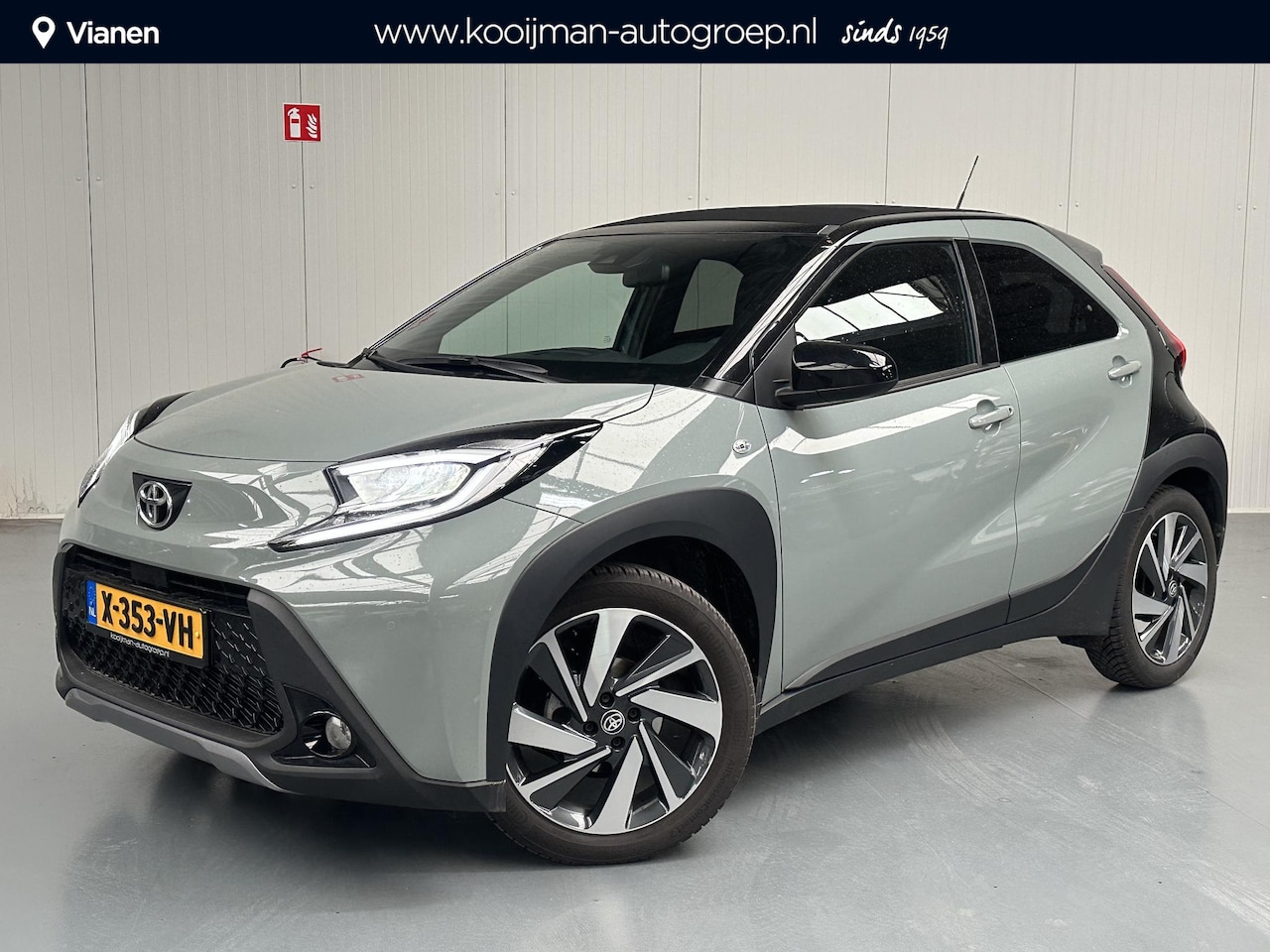 Toyota Aygo X - 1.0 VVT-i MT Envy + Cabriodak, 1e eigenaar, NL Auto, slechts 9498KM - AutoWereld.nl