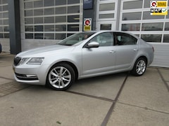 Skoda Octavia - 1.0 TSI Greentech Style Business / Carplay / Camera