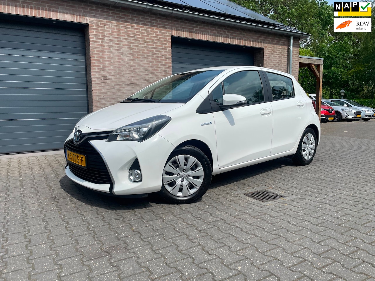 Toyota Yaris - 1.5 Hybrid Trend ECC CAMERA NAVI 2016 - AutoWereld.nl