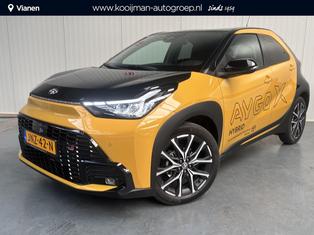 Toyota Aygo X - Hybrid 115 GR Sport DEMO KORTING, DIRECT LEVERBAAR, ZEER LUXE AUTO!!! - AutoWereld.nl