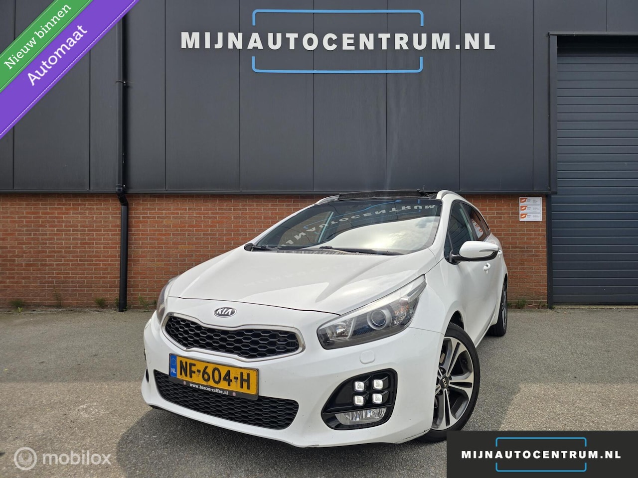 Kia Cee'd Sportswagon - 1.6 CRDi Business GT-Line / NAP / PANO - AutoWereld.nl