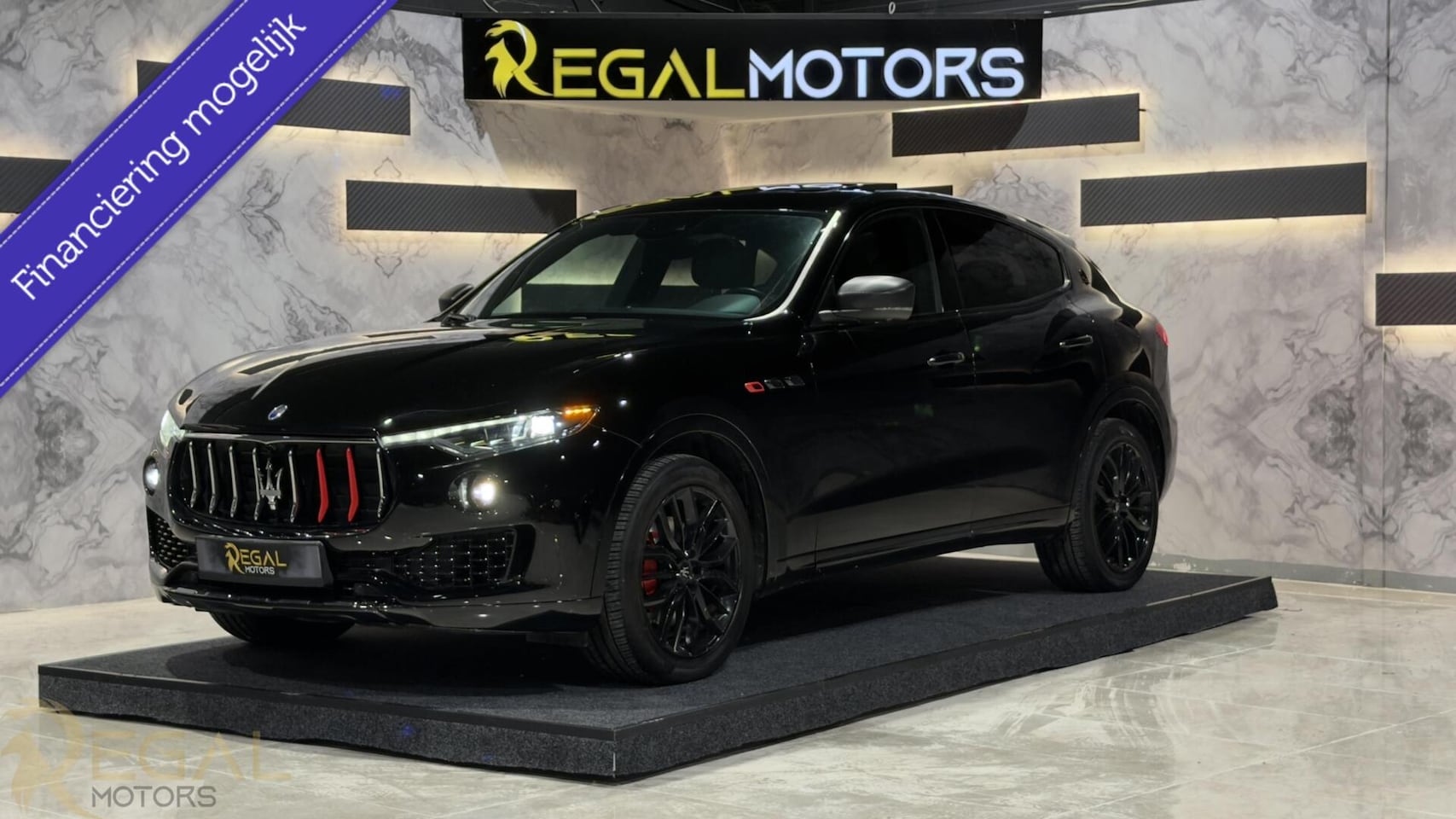 Maserati Levante - 3.0 V6 AWD GranLusso | Schuifdak | Capristo - AutoWereld.nl