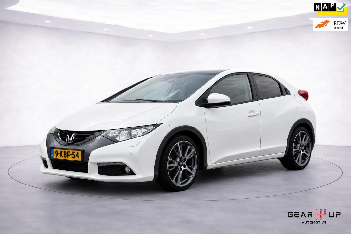Honda Civic - 1.8 Executive PANO|KEYLESS|LEER|STOELVERW|NAP| - AutoWereld.nl