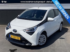 Toyota Aygo - 1.0 VVT-i x-play Apple Carplay/Android Auto, achteruitrij camera, airconditioning, Nederla