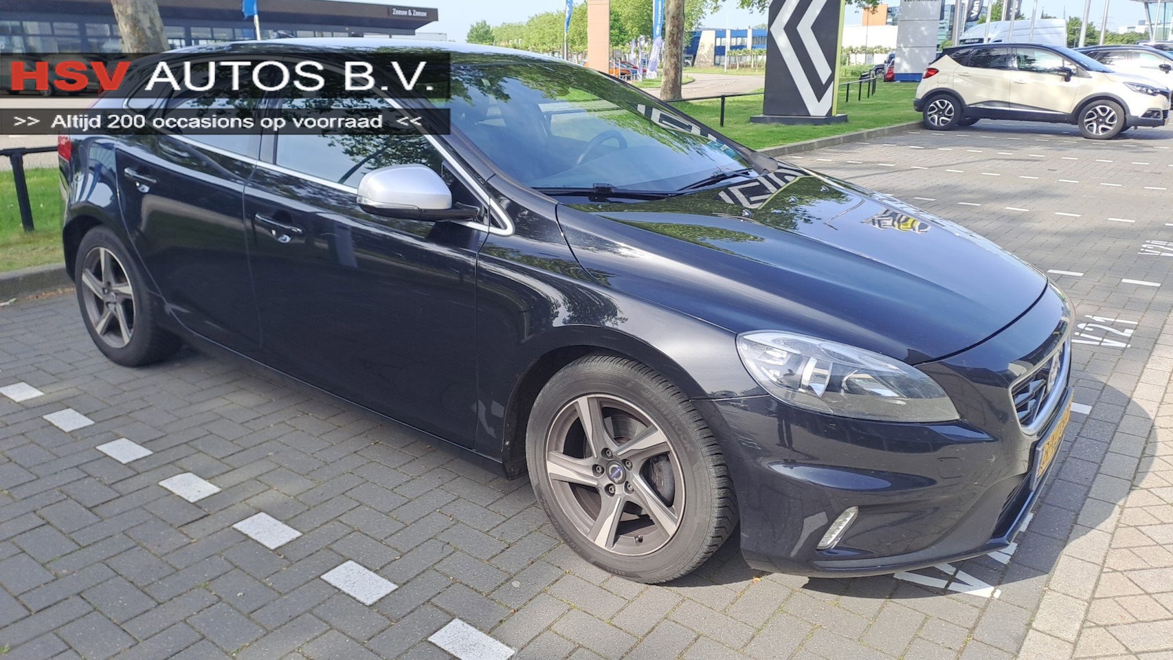 Volvo V40 - 1.6 D2 R-Design navi LM airco org NL - AutoWereld.nl
