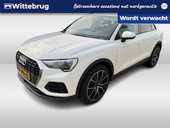 Audi Q3 - 35 TFSI Pro Line / Digitaal dashboard / App connect / Navi by APP / Trekhaak / Lichtmetaal
