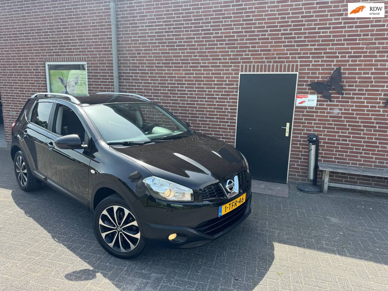 Nissan Qashqai - 1.6 Connect Edition Panorama, Camera, Lm Velgen, Zeer Netjes - AutoWereld.nl
