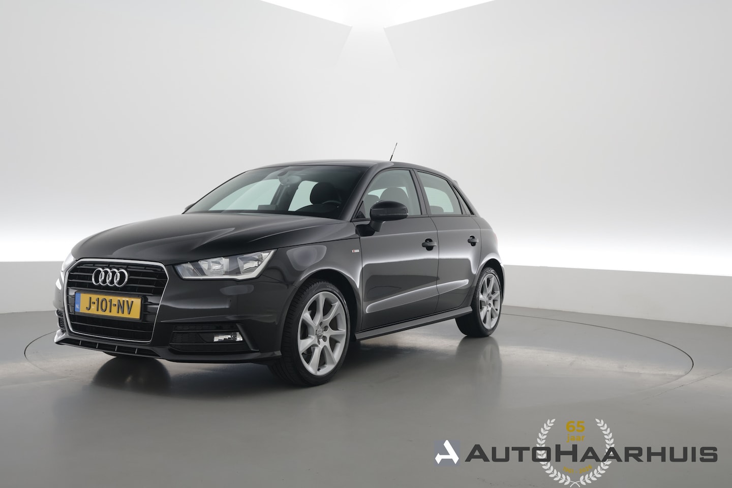 Audi A1 Sportback - 1.0 TFSI S-Line | Navi | Bluetooth | Stoelverw. | Licht/- Regensensor | All Seasons | 17'' - AutoWereld.nl