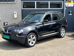 BMW X3 - 3.0d Executive trekhaak clima N.A.P