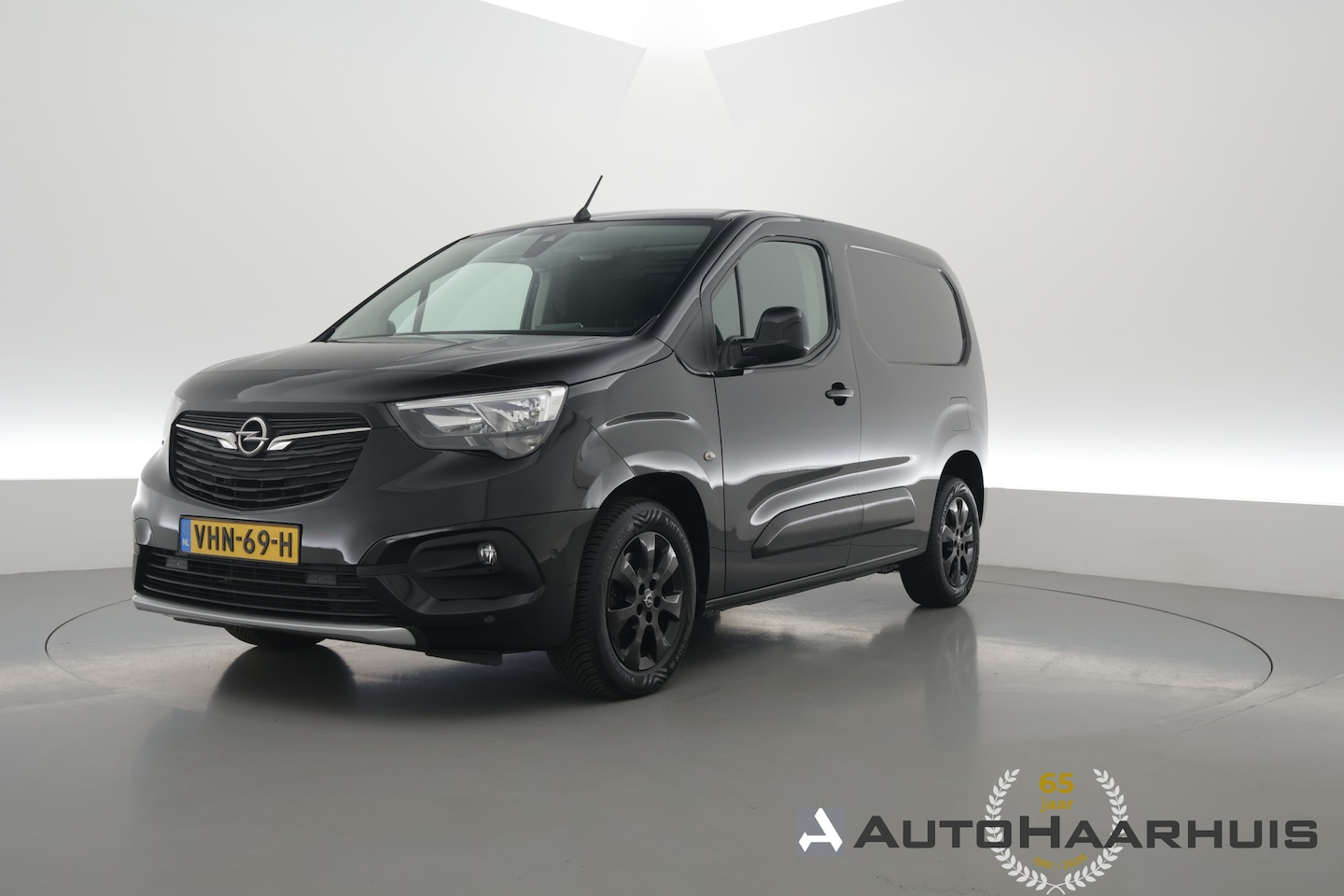 Opel Combo - 1.5D L1H1 Innovation Automaat | Cruise Ctrl. | Camera | Apple CarPlay | Navi | Dodehoekdet - AutoWereld.nl