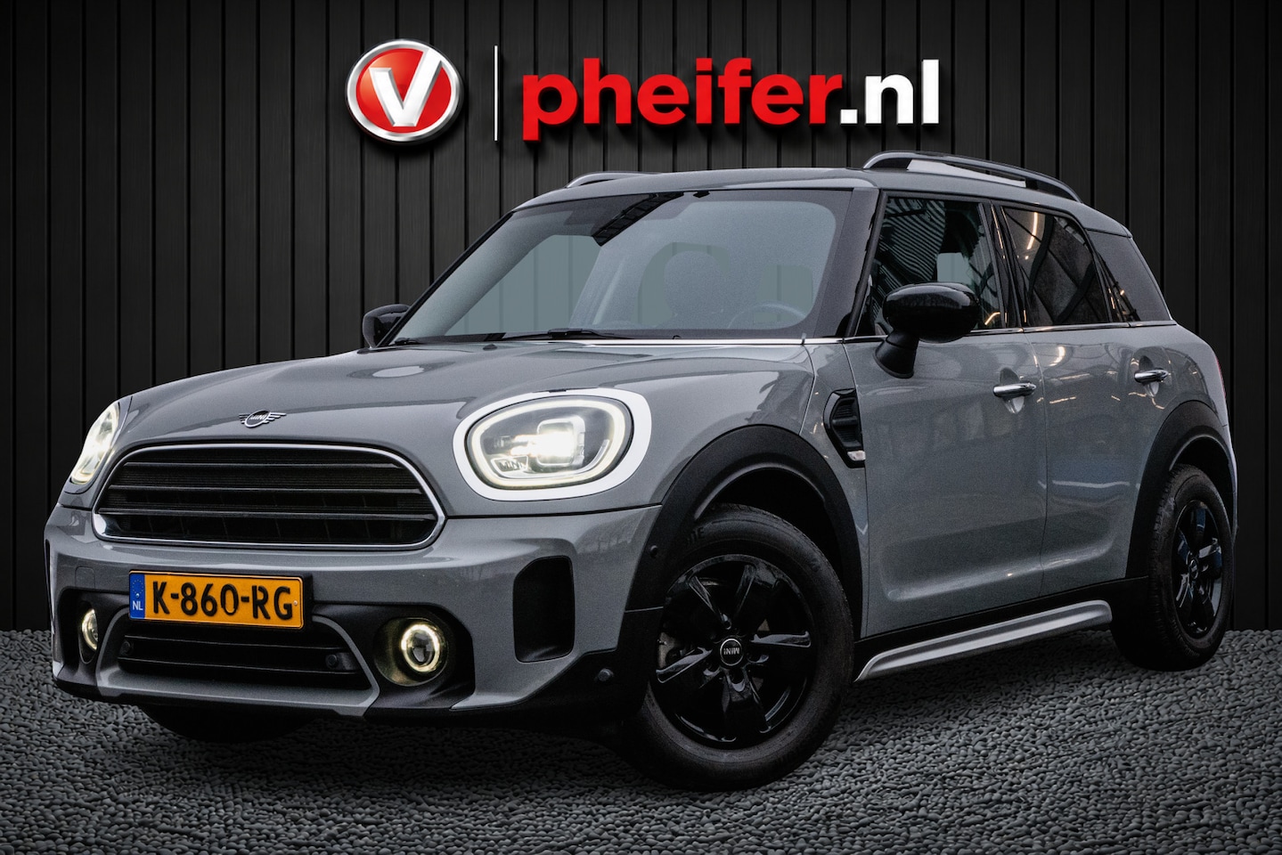 MINI Countryman - Mini 1.5 One Pepper Full map navigatie/ Cruise control/ Pdc/ Carplay/ Climate control - AutoWereld.nl