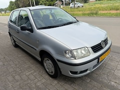 Volkswagen Polo - 1.4 Trendline Nieuwe APK AUTOMAAT