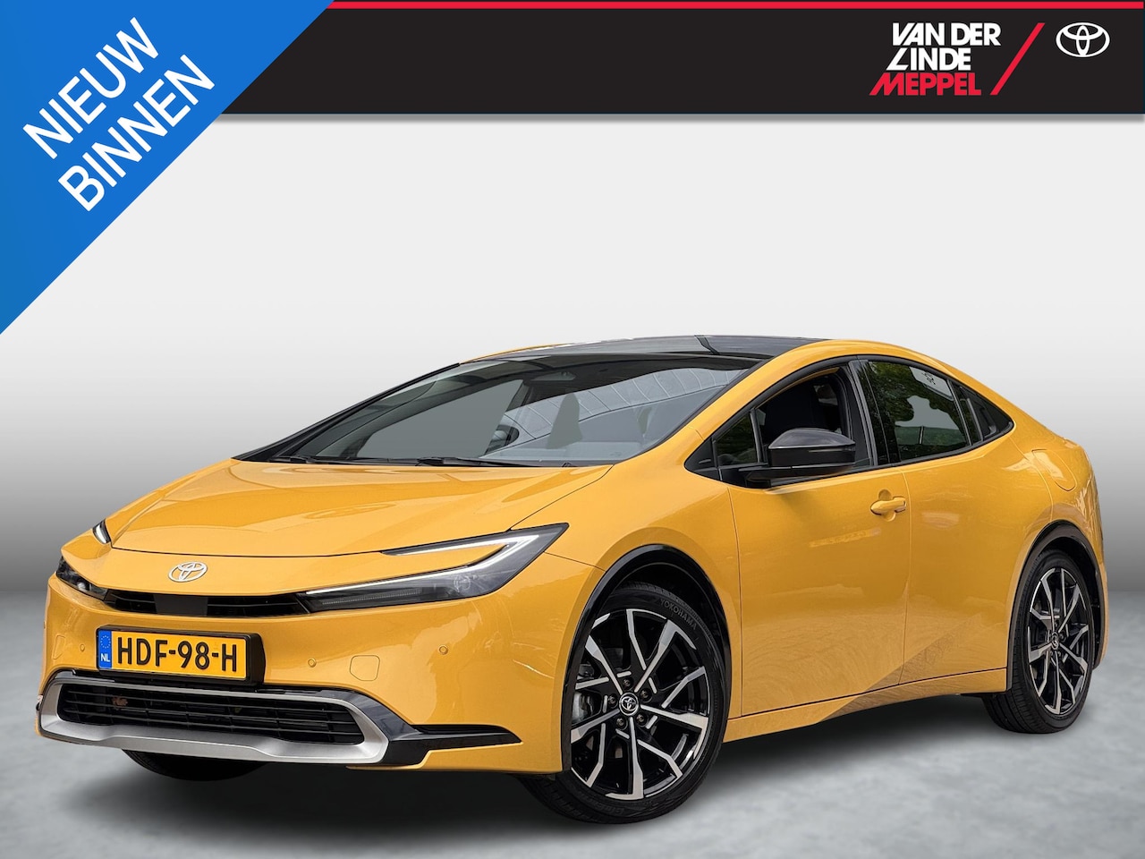 Toyota Prius - 2.0 Plug-in Executive NL eerste eig navi cruise cl - AutoWereld.nl