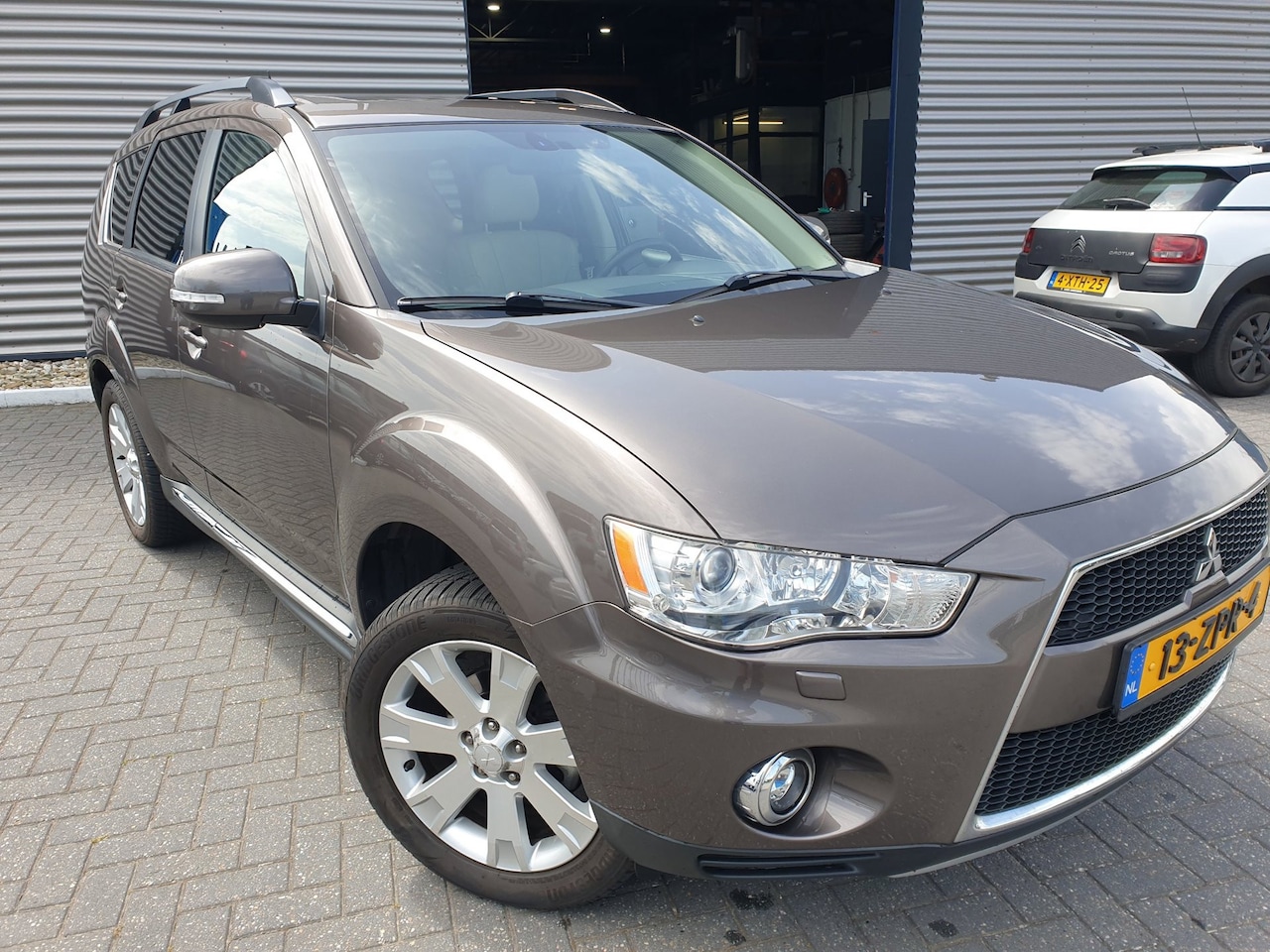 Mitsubishi Outlander - 2.0 Edition Two Automaat - AutoWereld.nl