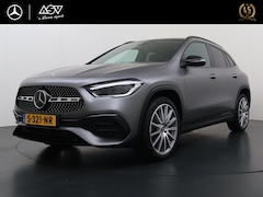Mercedes-Benz GLA-Klasse - 250 e AMG Line | Panorama - Schuifdak | Trekhaak Wegklapbaar | 360° Camera | Head-Up Displ