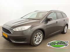Ford Focus - 1.0 Trend Automaat Motorschade Navi Airco