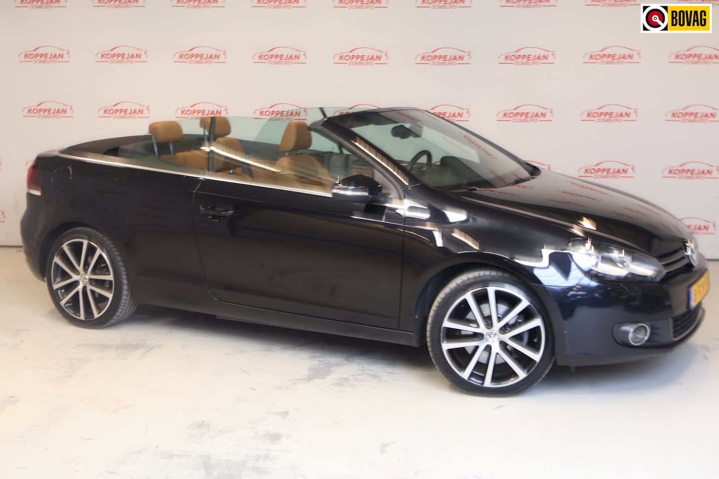 Volkswagen Golf Cabriolet - 1.4 TSI Highline, Stoelverw, cruise, Navi, PDC V+A - AutoWereld.nl