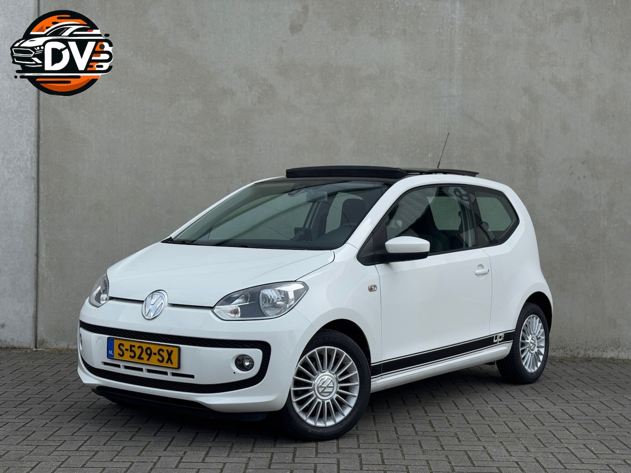 Volkswagen Up! - 1.0 high up! PANO DAK STL VERW CR CTRL - AutoWereld.nl