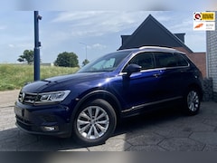 Volkswagen Tiguan - 1.4 TSI Comfortline Business 2019 Facelift/ Clima/ Cam/ Carplay/ Adaptive