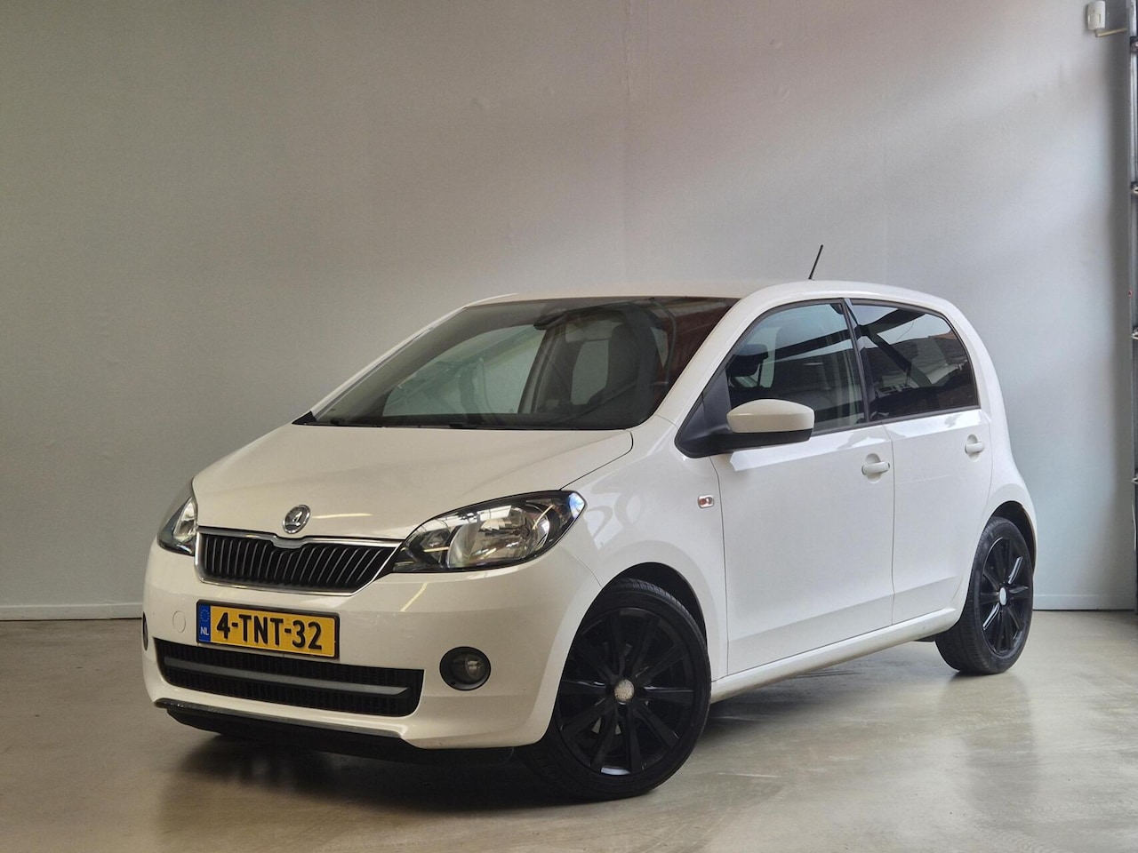 Skoda Citigo - 1.0 Greentech / Nieuwe Koppeling / Nieuwe distriebutieriem / Airco / Cruisecontrol - AutoWereld.nl
