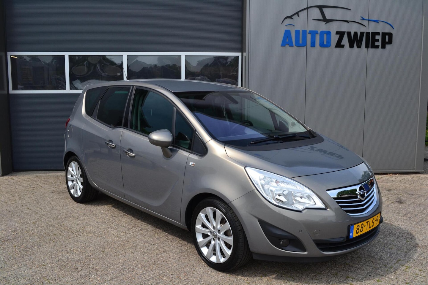 Opel Meriva - 1.4 Turbo Cosmo Airco/parkeersensoren rondom! - AutoWereld.nl
