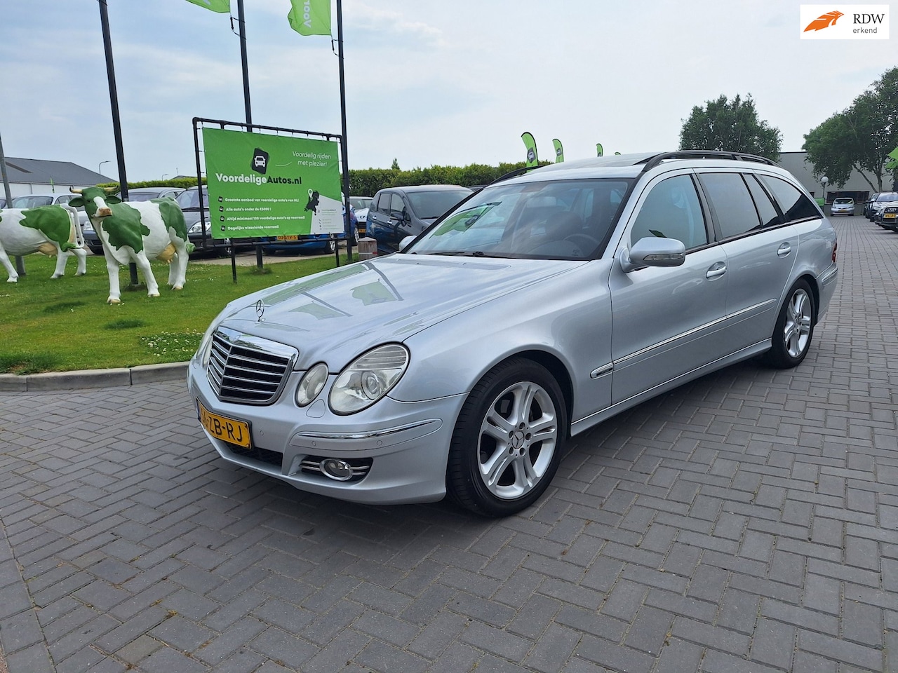 Mercedes-Benz E-klasse Estate - 220 CDI Avantgarde / Keurig nette auto / APK mei 2027 - AutoWereld.nl