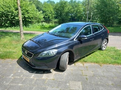 Volvo V40 - 1.6 T3 Momentum