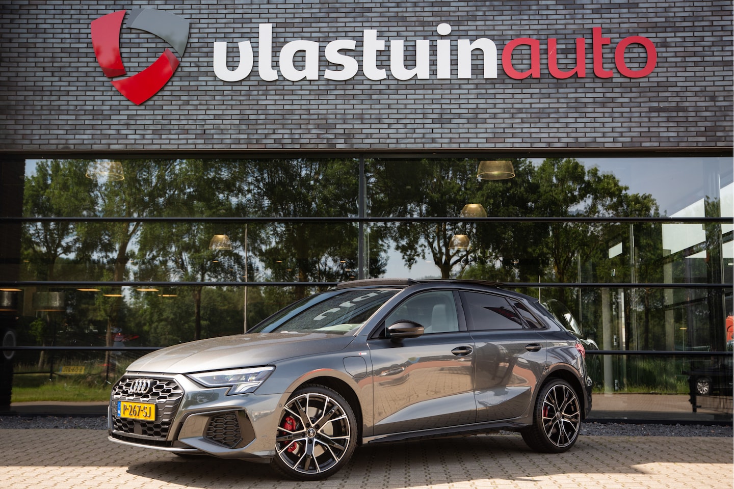Audi A3 Sportback - 45 TFSI e S edition Competition 45 TFSI e S edition Competition , Panoramadak, Adap. cruise, Bang&Olufsen, Sfeerverlichtin - AutoWereld.nl