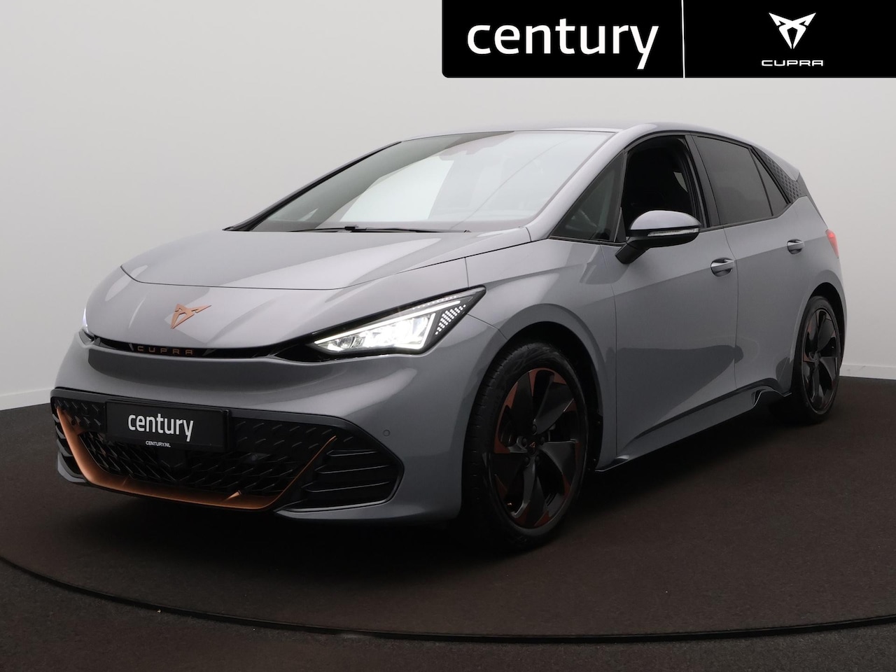 CUPRA Born - Adrenaline 62 kWh Camera - Navigatie - Sfeer verlichting - Stoelverwarming - AutoWereld.nl