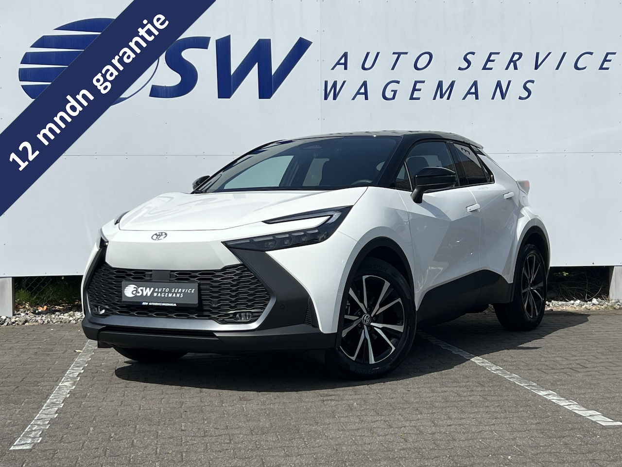 Toyota C-HR - 2.0 Plug-in Hybrid 220 First Edition | Navi | Premium LED | Elek klep | Dodehoek - AutoWereld.nl