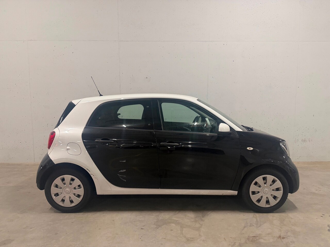 Smart Forfour - 1.0 Pure 5drs. Airco Cruise Control APK NAP - AutoWereld.nl